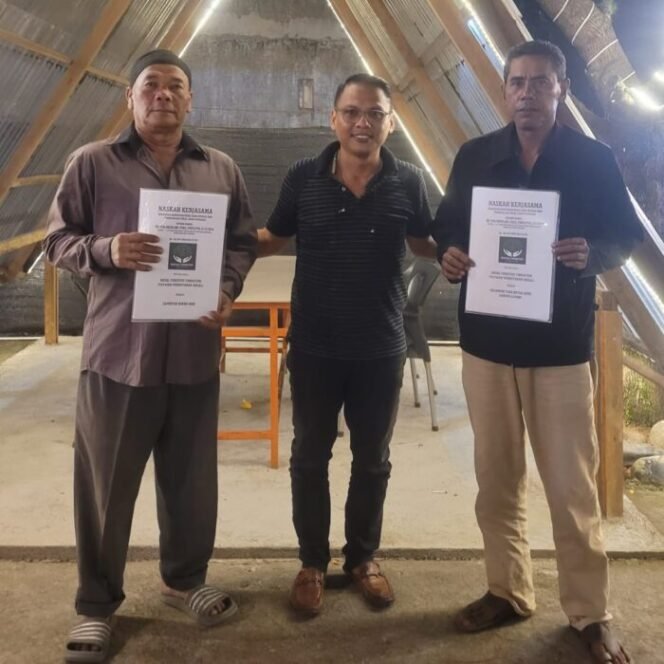 
					HKM Bekhu Dihe dan HKM Jambur Latong Menandatangani MoU dengan Social Forestry Fondation