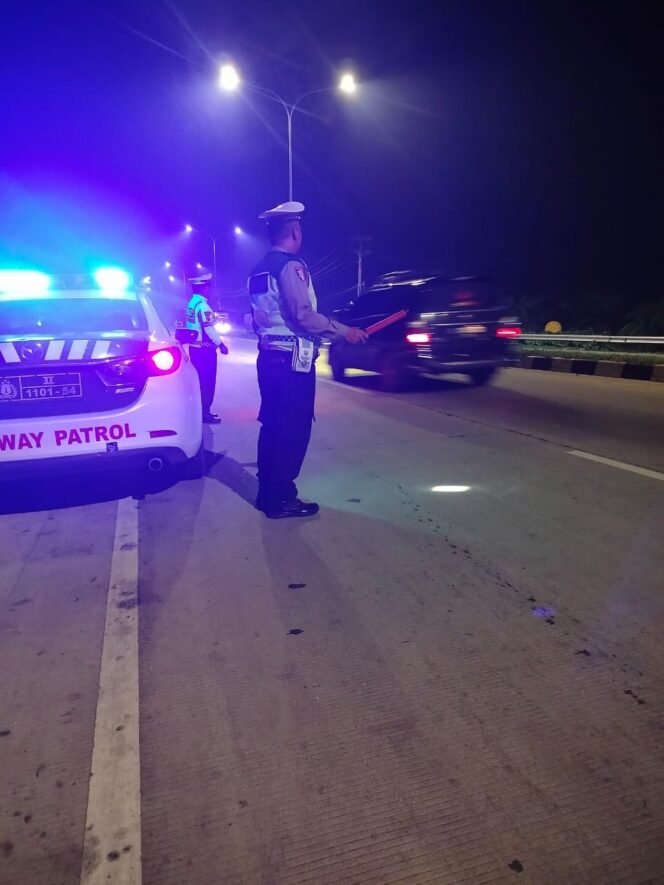 
					Polres Batu Bara Gencarkan Patroli Blue Light di Jalur Rawan Kecelakaan