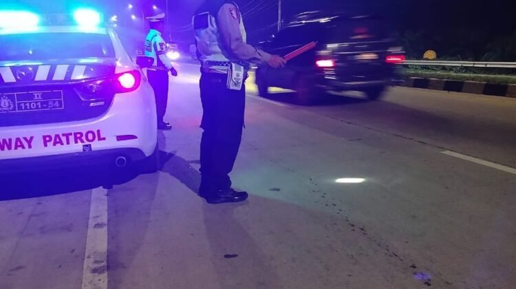 Polres Batu Bara Gencarkan Patroli Blue Light di Jalur Rawan Kecelakaan