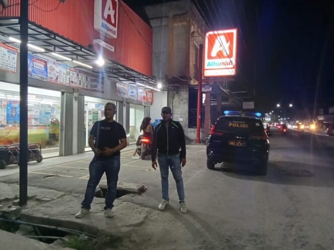 
					Patroli Malam Polsek Labuhan Ruku Antisipasi Gangguan Kamtibmas di Tanjung Tiram dan Sekitarnya