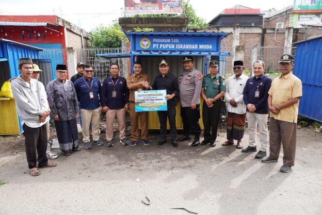 
					Dorong UMKM dan Pemuda Desa, PT PIM Serahkan 7 Booth Container untuk Gampong Keude Krueng Geukueh