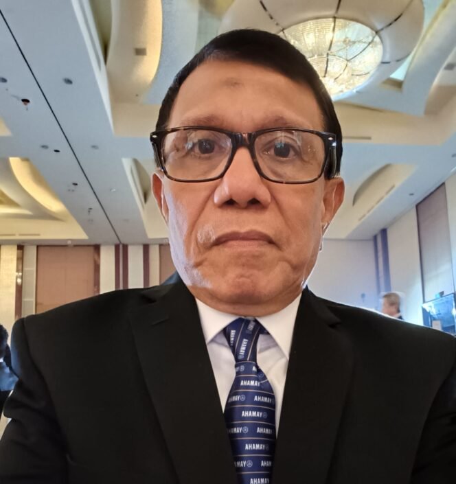 
					Pendukung Loyal Siap Menangkan Hendry Ch Bangun