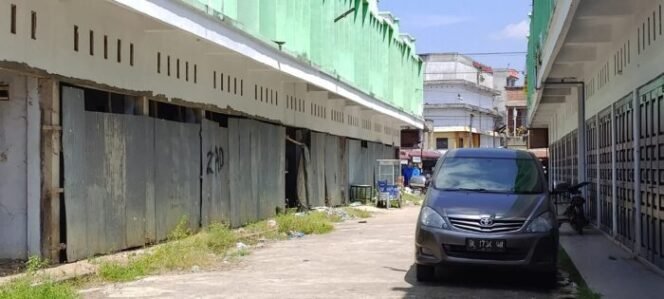 
					Membongkar Penguasaan kios pasar terpadu : Janji untuk UMKM atau Skema Elitis?