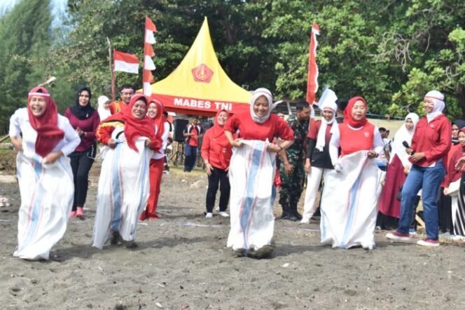
					Merah Putih Berkibar di Morotai, Lanud Leo Wattimena Ramaikan HUT ke-80 RI dengan Lomba Rakyat