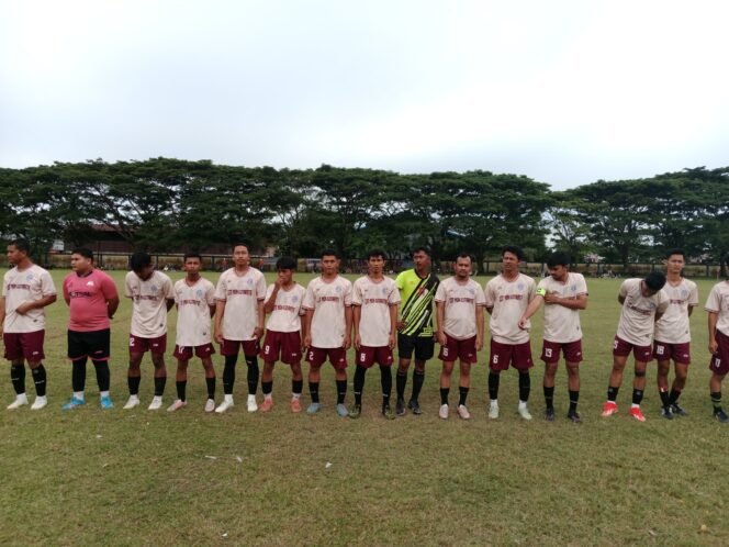 
					Masjid Punteut Kalahkan Seneubok 2–0 di Turnamen Bola Kaki HUT RI ke-80 Forkopimcam Blang Mangat Cup 2025