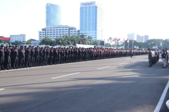 
					Kapolda Metro Jaya Ingatkan Personel Humanis Kawal Demo Buruh di DPR