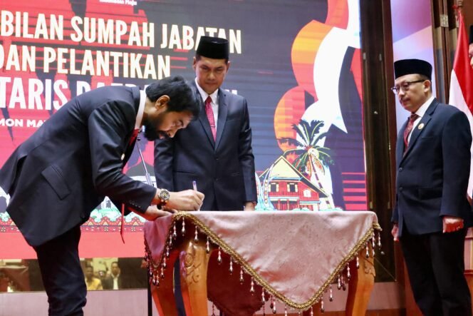 
					M Nasir Resmi Nahkodai Birokrasi Aceh, Mualem Titip PR Berat