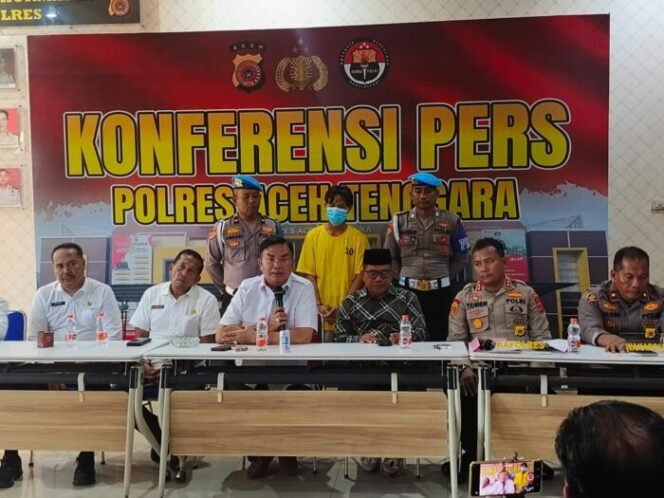 
					Polres Agara Gelar Konferensi Pers Kasus Penikaman di Acara Muslim Ayub Fest, Ini Motif Penikamannya?