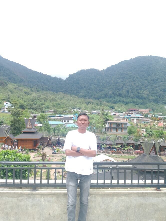 
					Muhammad Raja, Aktivis Sepuluh Pemuda.