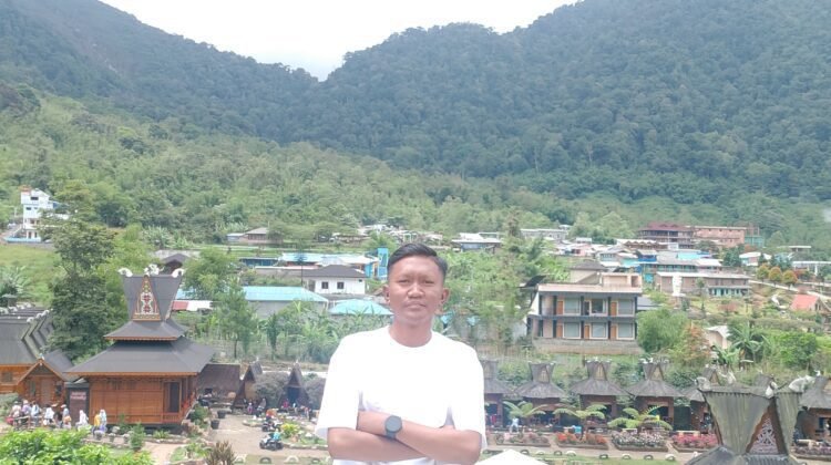 Muhammad Raja, Aktivis Sepuluh Pemuda.