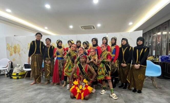 
					Team Real Art Indonesia Dapat Kehormatan Diundang Tampil di HUT RI Ke 80 Di KBRI Malaysia