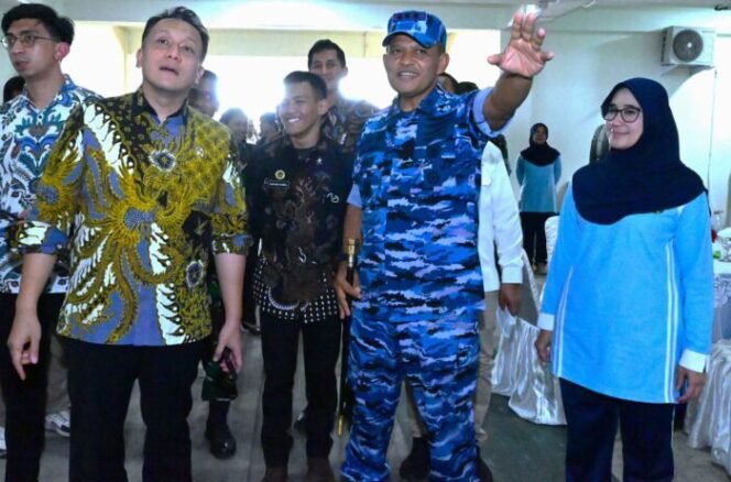 
					Wakil Menteri LH Pantau Program Makan Bergizi Gratis di Lanud Husein Sastranegara