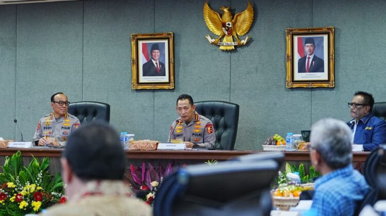 Kapolri Listyo Sigit Kumpulkan Akademisi dan Pakar untuk Susun Strategi Transformasi Polri