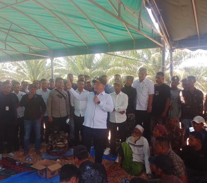 
					Bupati Ultimatum PT. PN Cot Girek: Dua Bulan Selesaikan Kisruh Lahan Sawit atau Warga Bebas Kuasai Lahan