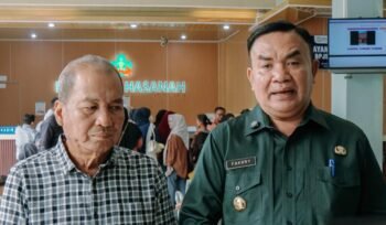 Bupati Aceh Tenggara bersama Komisaris Utama RS Nurul Hasanah.