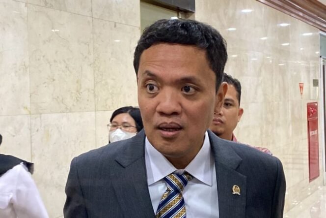 
					Komisi III DPR RI Apresiasi Polri Atas Kesuksesan Pengelolaan SPPG