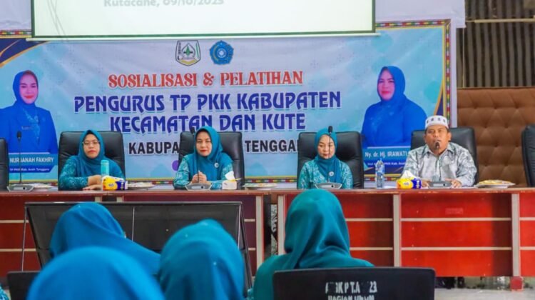 Pengurus TP-PKK Aceh Tenggara Sosialisasi dan Pelatihan Pemberdayaan Keluarga