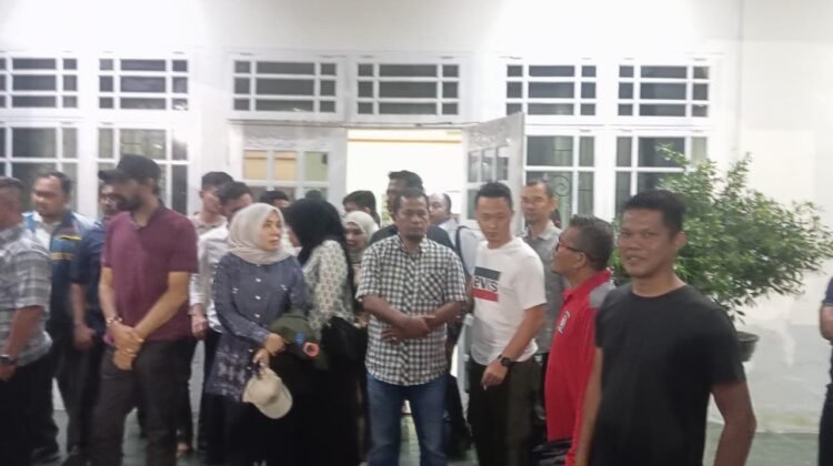 Mualem: Pemerintah Aceh Maksimalkan Segala Upaya Tangani Banjir Besar yang Melanda Seluruh Aceh
