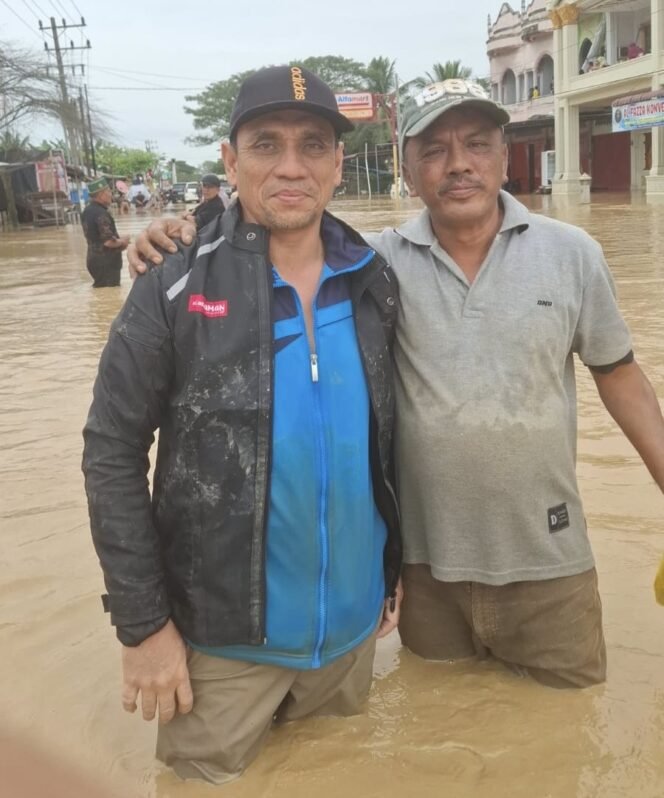
					Heroik, TNI AU Satrad 102 dan Tim Medis RSU Cut Meutia Antarkan Jenazah Menembus Banjir Besar di Aceh Utara