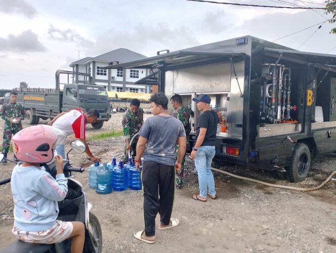 
					Respons Cepat Bencana, Yonzipur 16/DA Kirim Dua Mobil Air Bersih ke Bireuen dan Pidie