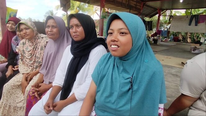 
					Menunggu Bantuan di Tengah Lumpur, Jerit Pengungsi Baktiya di Tanggap Darurat Keempat