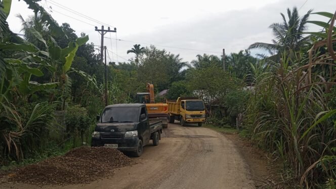 
					Proyek Jalan PT Krung Meuh Putuskan Listrik Warga, Kodim dan Danramil Diminta Klarifikasi