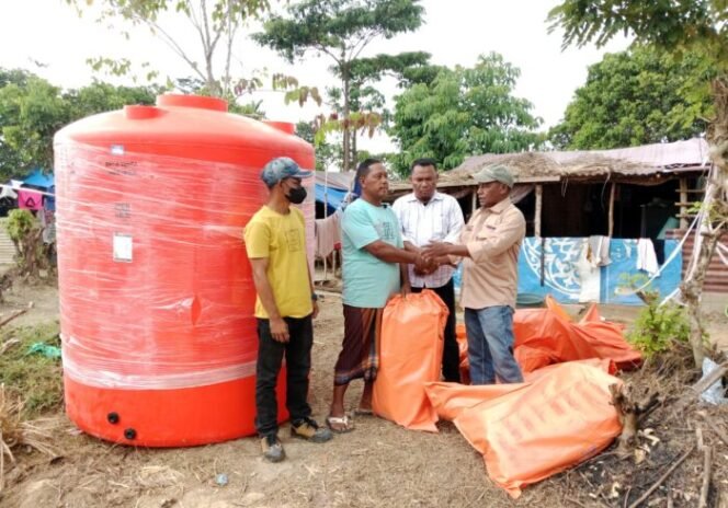
					Pemkab Aceh Utara Gandeng Media PASESATU Salurkan Tenda dan Tangki Air untuk Korban Banjir Bandang