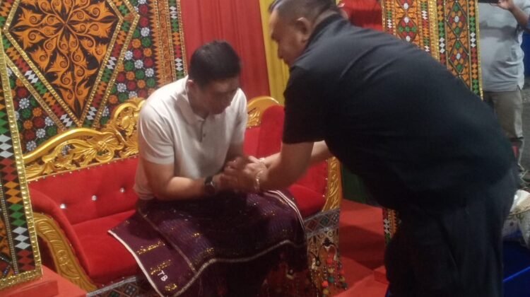 Bupati Salim Fakhry Peusijuek, Kapolda Aceh Irjen Pol Marzuki Ali Basyah