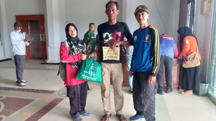 Kemensos Cairkan Santunan untuk Korban Banjir Aceh Tamiang