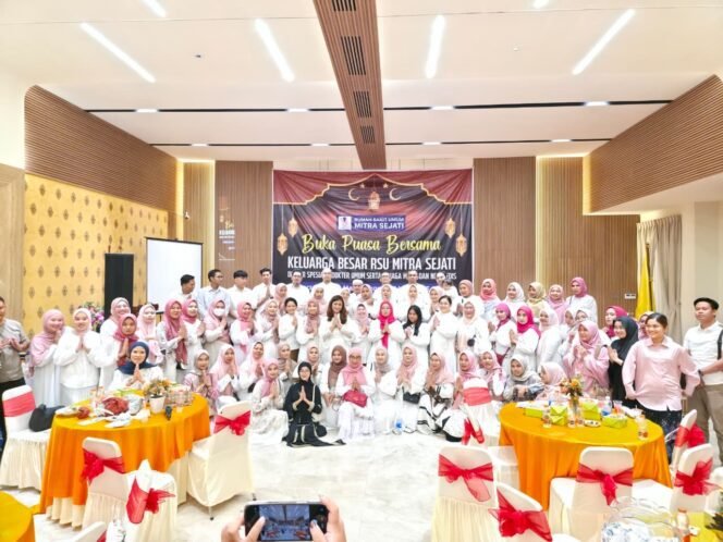 
					Hangatkan Silaturahmi Ramadan, RSU Mitra Sejati Gelar Buka Puasa Bersama Civitas Hospitalia