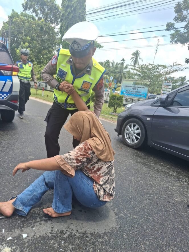 
					Kecelakaan Tunggal di Pulau Sejuk, Gerak Sigap Polisi Jadi Sorotan