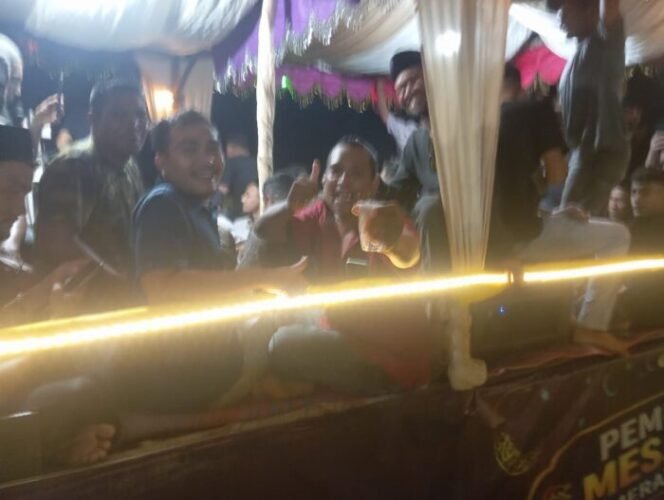 
					GEUCHIK GAMPONG MESJID PUNTEUT PIMPIN TAKBIRAN MALAM IDUL FITRI 1447 H