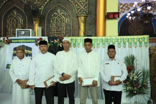 
					Wakil Bupati Lepas 513 Jemaah Haji, Titip Doa untuk Aceh Utara