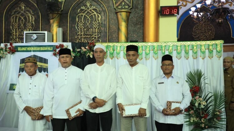 Wakil Bupati Lepas 513 Jemaah Haji, Titip Doa untuk Aceh Utara