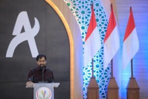 Foto: Gubernur Aceh Muzakir Manaf menghadiri sekaligus memberikan kata sambutan pada relaunching Aneuk Muda Aceh Unggul Hebat (AMANAH) di Ladong, Aceh Besar, Kamis (23/4/2026)