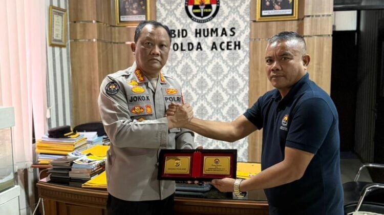PENGHARGAAN & APRESIASI, Polda Aceh Lepas Purna Bakti Kasie Humas Polres Lhokseumawe, Salman Alfarasi, SH, MM