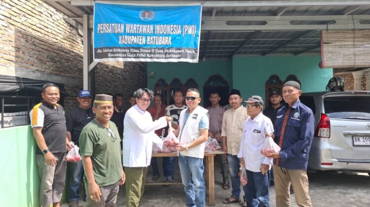 Daging Qurban Turun ke Wartawan, PWI Batu Bara Bikin Idul Adha Tak Cuma Ramai di Grup WA
