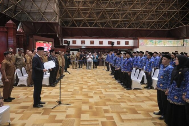
					Sekda Aceh Lantik Pejabat Baru, Gubernur Tekankan Percepatan Kinerja dan Penyusunan RKPA 2026