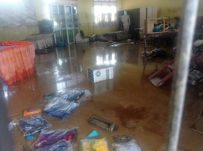 
					SMK Negeri 1 Baktiya Barat Terima Dana Revitalisasi Rp4,8 Miliar Pascabanjir