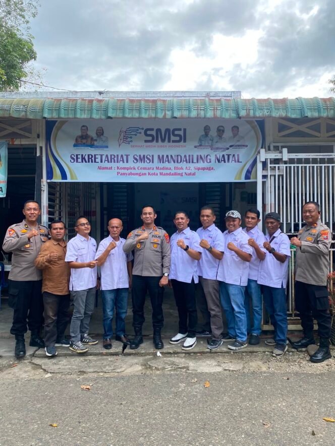 
					Kapolres Madina Bersilaturahmi ke Kantor SMSI, Bahas Kolaborasi Informasi