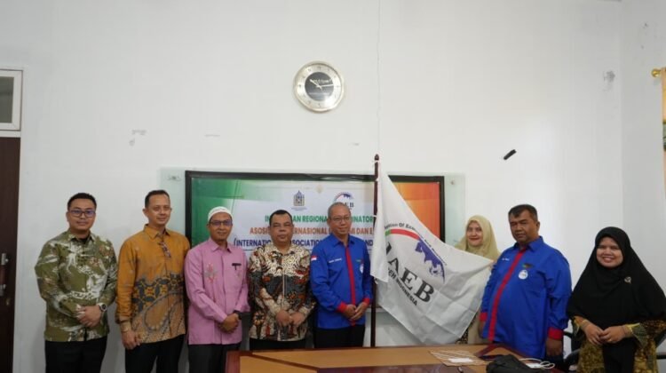 Pengurus IAEB Resmi Dilantik, Perkuat Kolaborasi Internasional di Bidang Ekonomi dan Bisnis