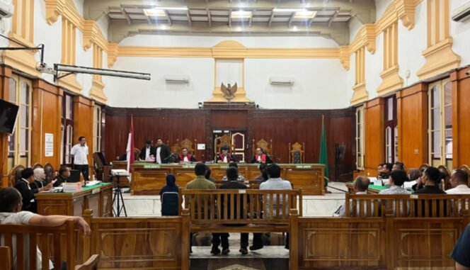 
					Kejari Batu Bara Bongkar Kasus Proyek Jalan Rp43 Miliar, 12 Terdakwa Dituntut, Negara Rugi Rp6 Miliar