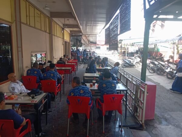 Menuai Kritik, Pejabat Aceh Utara Lebih Pilih Warung Kopi Ketimbang Upacara HUT RI