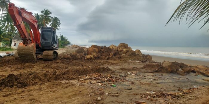 Abrasi Terkikis hingga Tiga Kilometer, Kejelasan Proyek Tanggul Lhokpuuk Dipertanyakan